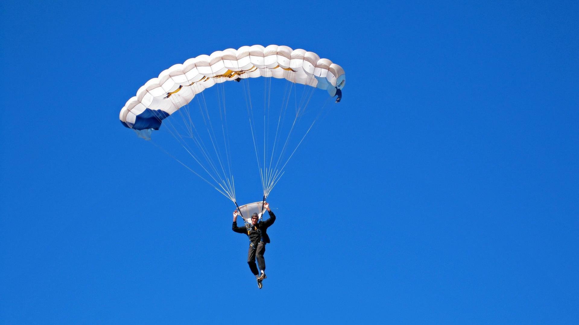 【九游会入口】中国体育产业迎来黄金发展期，政策红利与市场活力双轮驱动