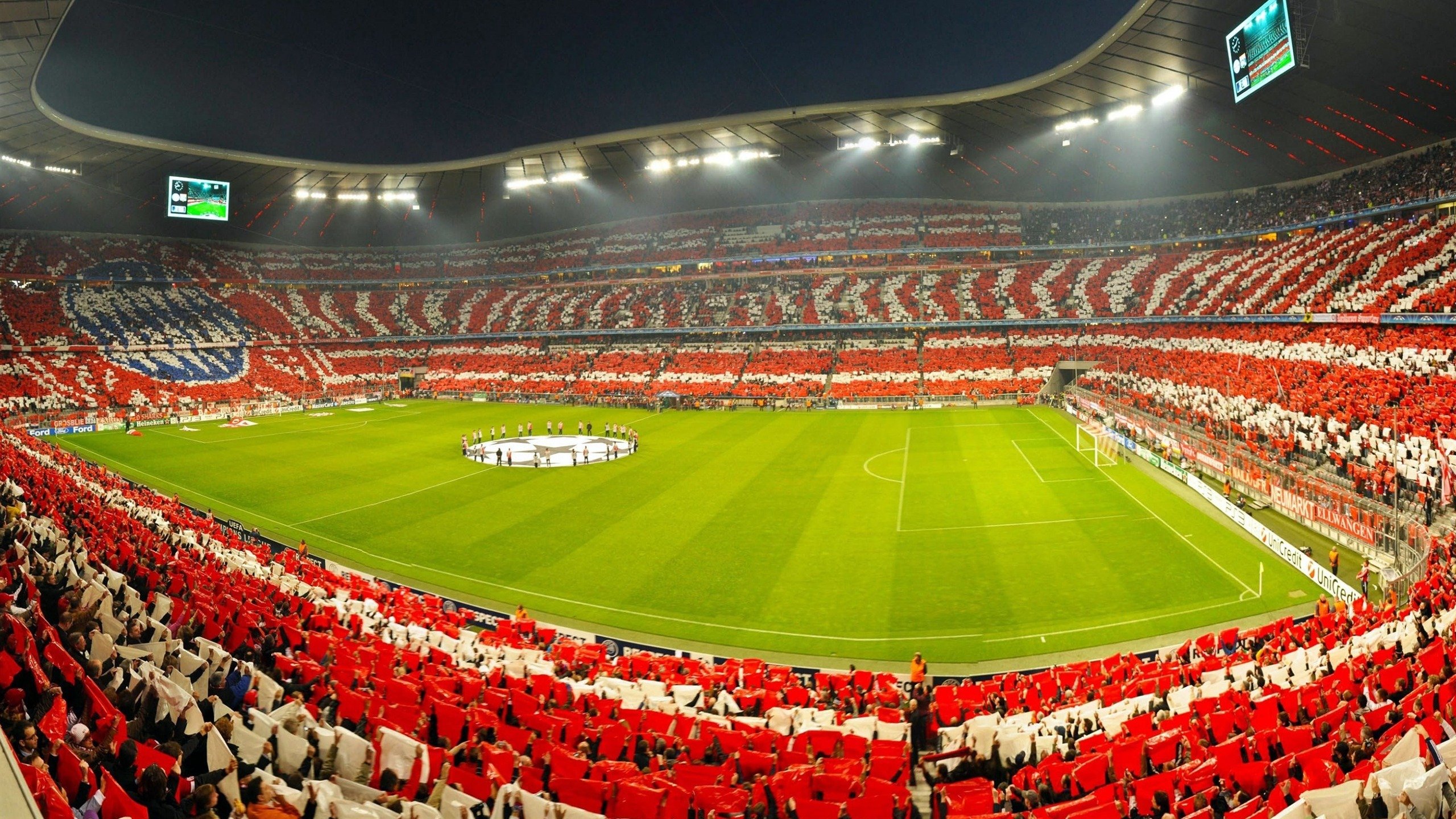 电竞产业蓬勃发展,全球赛事热潮背后的商业价值与社会影响